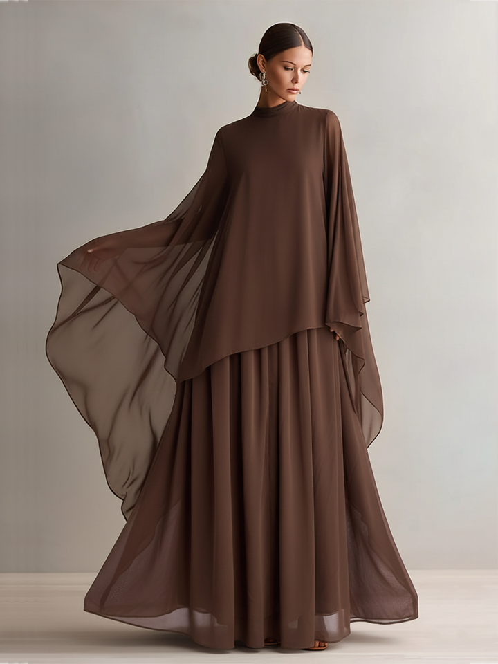 Robe en Chiffon Brun Riche pour Femmes avec Silhouette Maxi Flottante et Design de Cape, Style Élégant et Glamour Moderne
