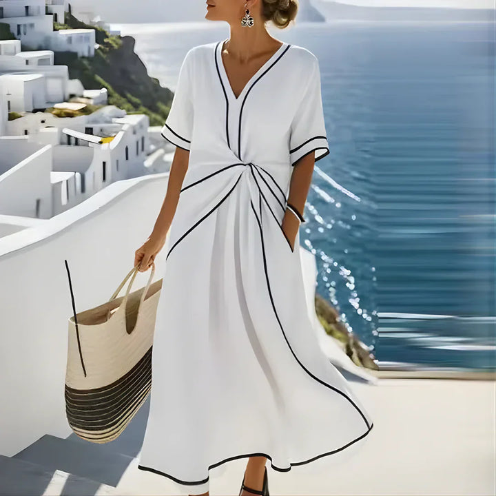 Ananya™ Robe Élégante Flatteuse