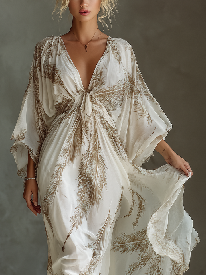 Robe Maxi en Chiffon Ivoire et Taupe avec Manches Dolman et Devant Entrelacé avec Imprimé Feuille de Palmier