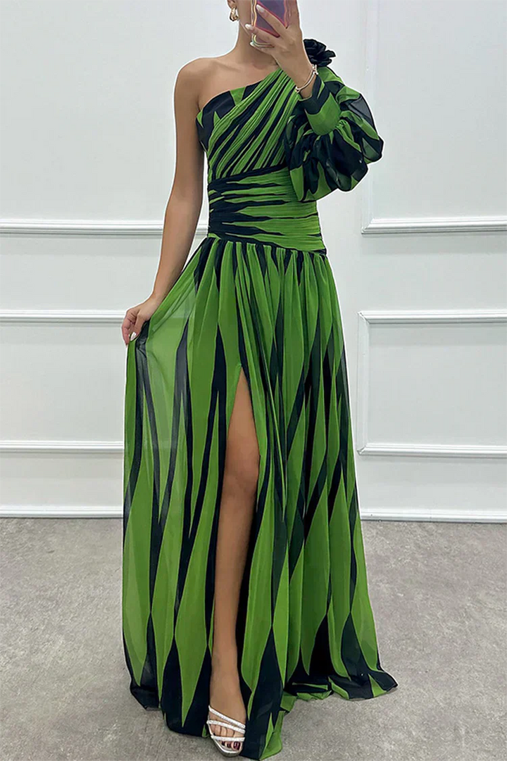 Shiloh - Robe Maxi Rayée Élégante à Une Épaule