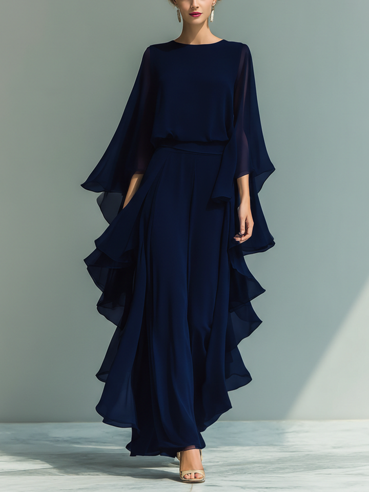 Ensemble Femme Top Chiffon Bleu Marine Avec Manches Évasées Et Pantalons Droits Avec Détails Volants
