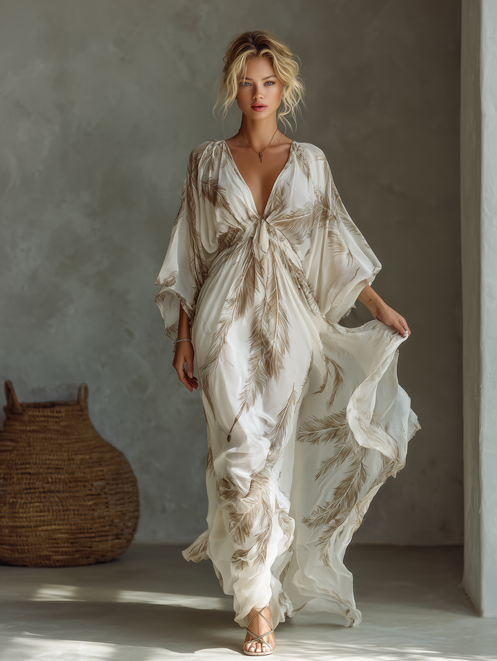 Robe Maxi en Chiffon Ivoire et Taupe avec Manches Dolman et Devant Entrelacé avec Imprimé Feuille de Palmier