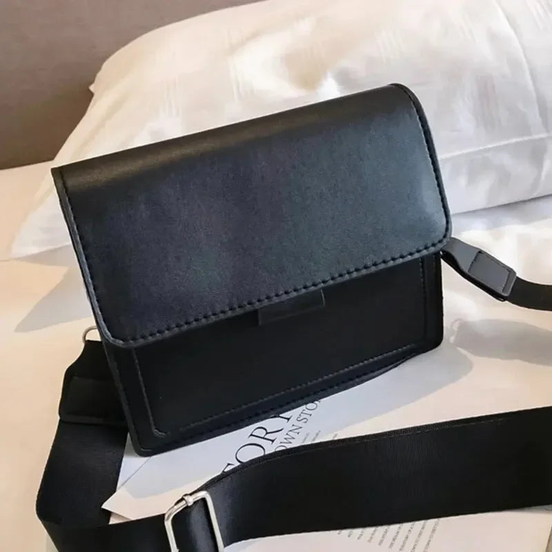 Elegant Crossbody Bags for Women – Versatile Small Clutch Design