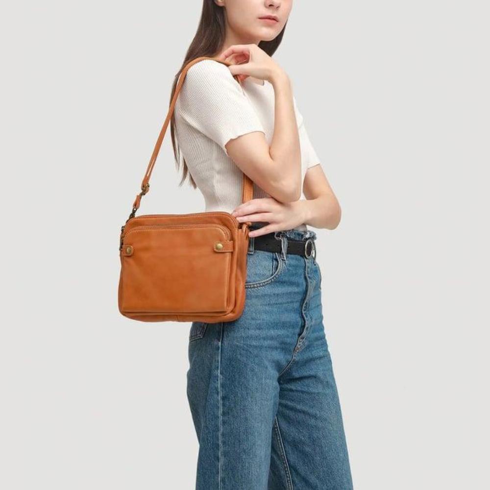 Celia | Timeless Elegance
