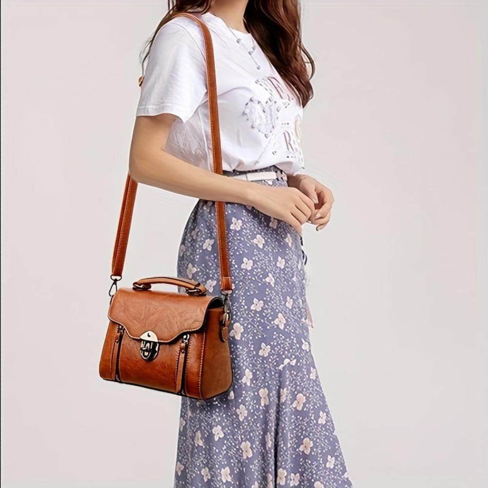 Luna | Retro-chic Handbag