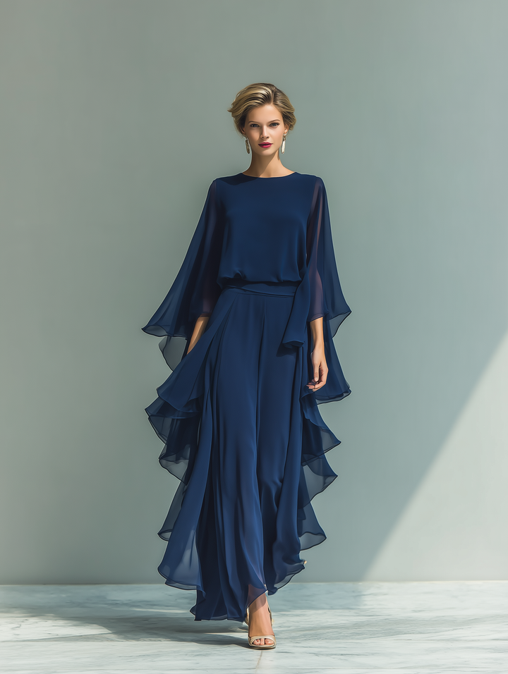 Ensemble Femme Top Chiffon Bleu Marine Avec Manches Évasées Et Pantalons Droits Avec Détails Volants