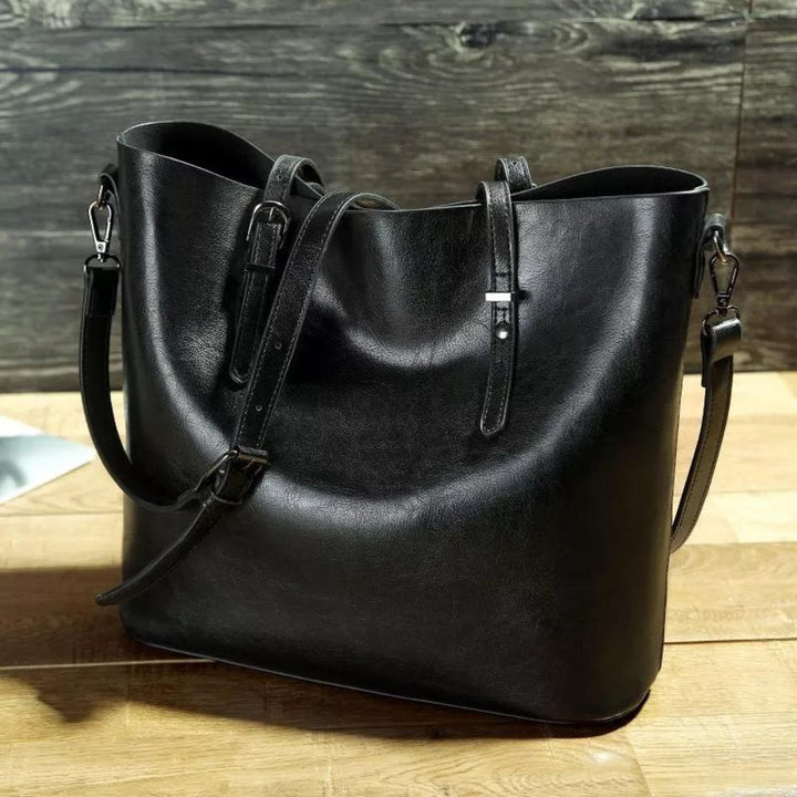 Nicole | Timeless Vintage Shoulder Bag