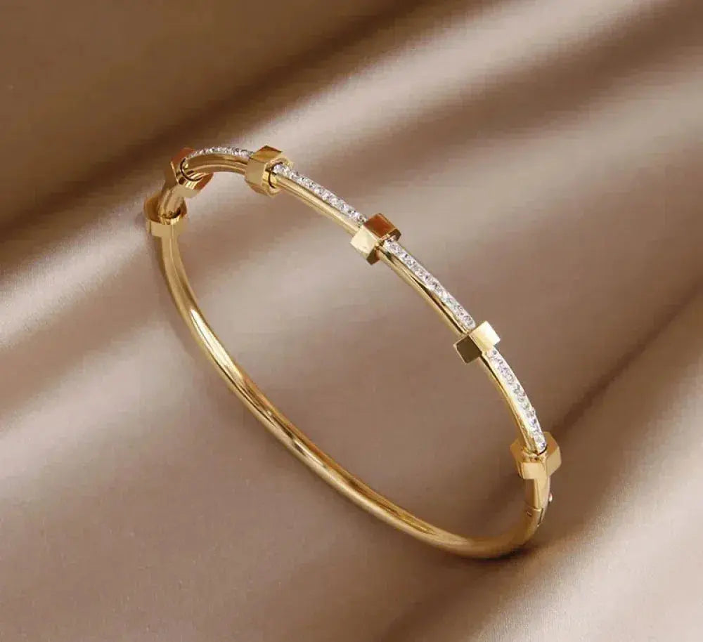 Bracelet Chic Élégant en Or Brillant